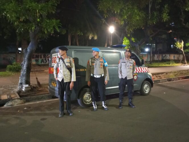 
					Pengamanan Dini Hari, Polisi Tekan Tawuran dan Balap Liar di Kemayoran