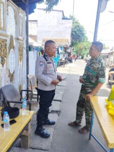 Bhabinkamtibmas Duri Pulo Perkuat Pemeliharaan Kamtibmas Lewat Patroli dan Door to Door System