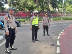 Pengaturan Arus Lalulintas Polsek Sawah Besar Jaga Kelancaran di Titik Rawan