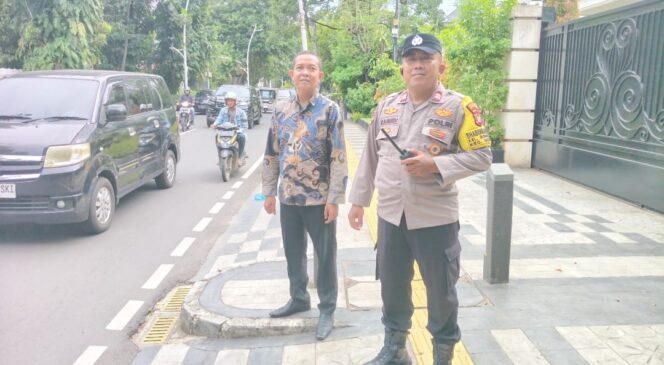 
					Bhabinkamtibmas Gondangdia Perkuat Keamanan Lewat Patroli Dialogis di Jalan Agus Salim