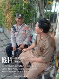Kapolsubsektor Galur Laksanakan Patroli Dialogis di Jl. Pangkalan Asem, Warga Diimbau Waspada Tawuran