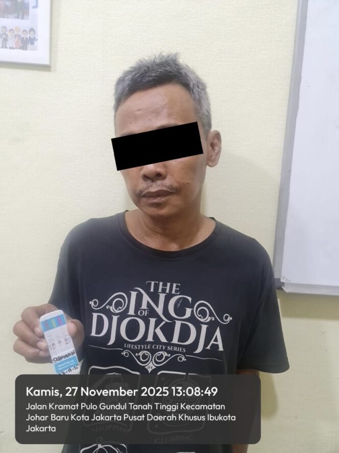 
					Diduga Edarkan Sabu di Johar Baru, Pria Berinisial S Diamankan Polisi Setelah Adanya Laporan 110