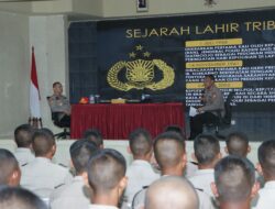 Dansat Brimob PMJ Beri Pembekalan Calon Bintara Polri di SPN Lido