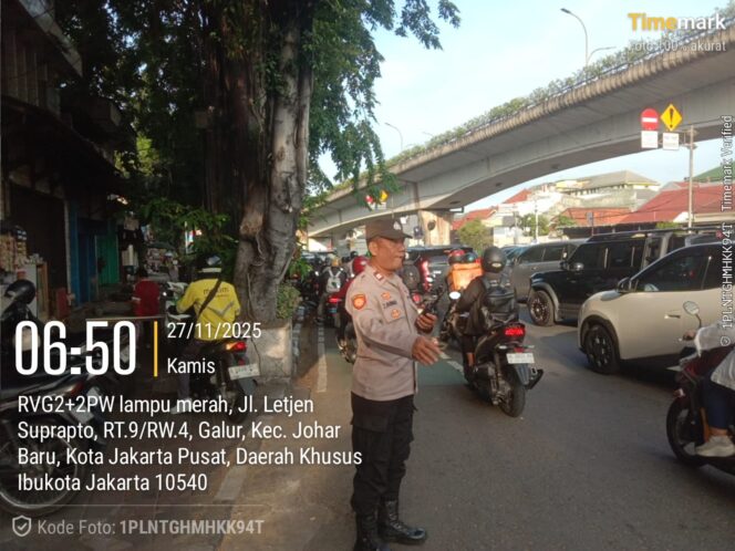 
					Kapolsek Johar Baru Pengecekan Ploting Giat Personil Pengaturan Lalu Lintas, Pastikan Arus Aman dan Tertib