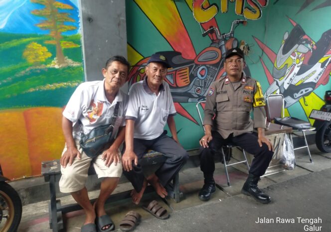 
					Bhabinkamtibmas Galur Gelar Cooling System, Warga Dihimbau Jaga Keamanan Lingkungan dari Curas, Curanmor, dan Tawuran