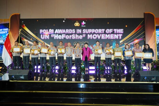 
					Kapolri Gaungkan Komitmen Kuat Kesetaraan Gender Polri di UN Women ‘HeForShe’ Movement