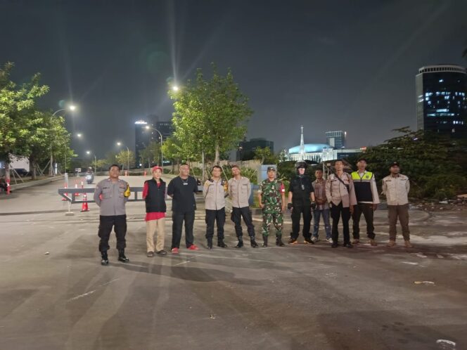 
					Operasi Sikat Jaya 2025: Polsek Kemayoran Gelar Patroli Tiga Pilar Jaga Kondusifitas Jakarta Pusat