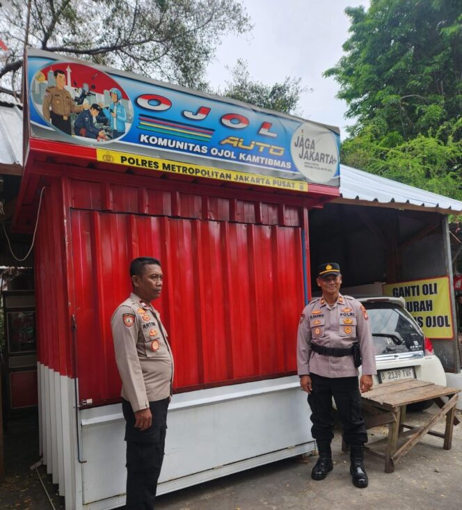 
					Polsek Johar Baru Pantau Auto Mart, Dorong Pelayanan Aman dan Tertib Bagi Ojol