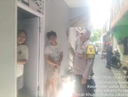 Kunjungan dan Sambangi Keluarga Korban Kejahatan, Bhabinkamtibmas Johar Baru Tekankan Penguatan Kewaspadaan