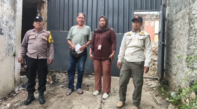 
					Patroli Sinergi di Gondangdia, Bhabinkamtibmas dan Aparatur Kelurahan Ajak Warga Perkuat Keamanan Lingkungan