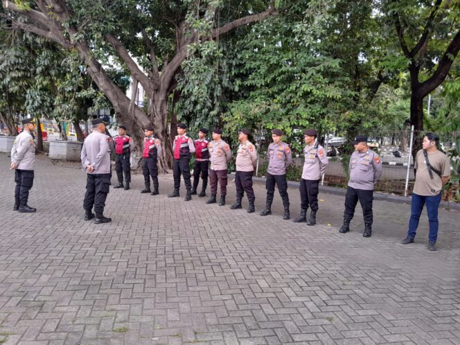 
					Polisi Siagakan Personel, Amankan Konser 3 Dekade Tipe-X di JIExpo Kemayoran