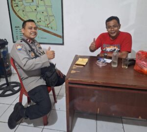 Bhabinkamtibmas Pegangsaan Perkuat Satkamling RW 07 demi Lingkungan Aman