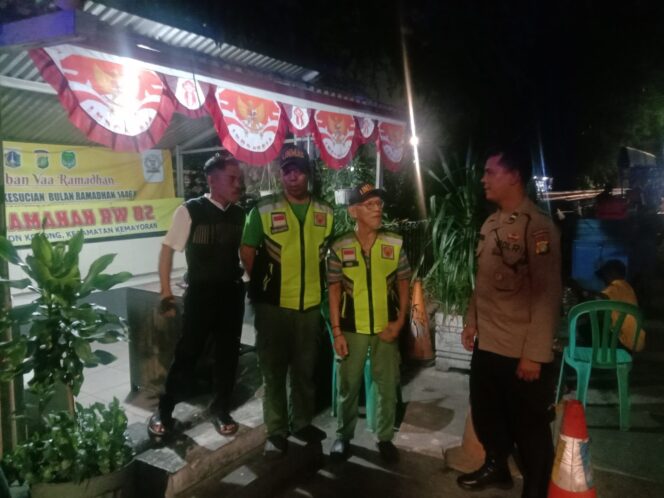 
					Sambang Dialogis Polisi di Kebon Kosong, Warga Diminta Aktif Cegah Kejahatan