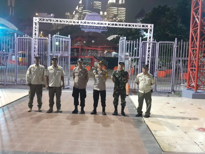 
					Patroli Tiga Pilar Kemayoran Amankan Bubaran Konser di JIExpo, Situasi Kondusif