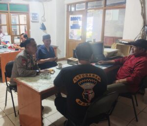 Ciptakan Rasa Aman, Polisi Intensifkan Sambang Sekretaris RW, Ketua RT dan Warga di RW 08 Benhil