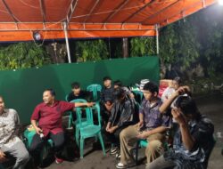 Siskamling Diperkuat, Bhabinkamtibmas Bersama Pengurus dan Warga RW 03 Petamburan Cegah Tawuran dan Kriminalitas