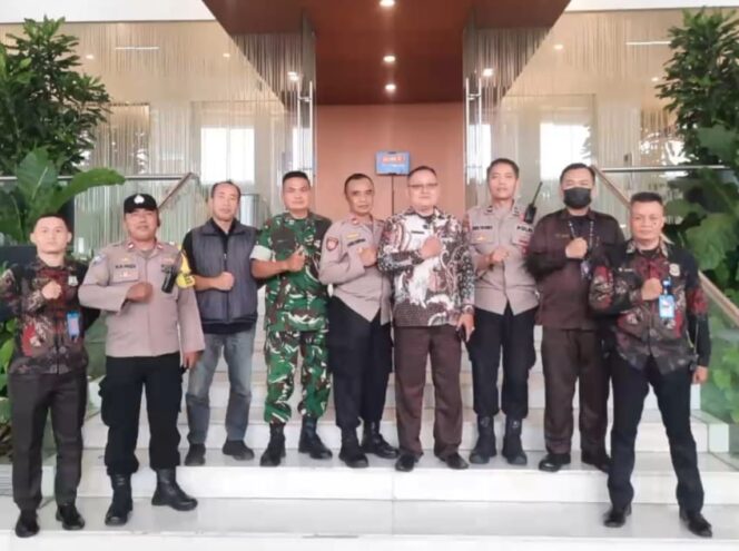 
					Sinergi TNI–Polri Kawal Ibadah Minggu di Annex Thamrin Tetap Aman dan Khidmat