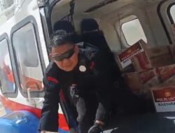 Akses Darat Terputus, Polri Airdrop Bantuan ke Wilayah Terisolasi dengan Operasi Udara Jangkau Sumut, Sumbar & Aceh