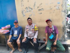 Bhabinkamtibmas Cideng Lakukan Cooling System di RW 11, Perkuat Komunikasi dan Keamanan Lingkungan