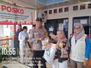 Monitoring Pembagian Bantuan Pangan di Kelurahan Galur Berjalan Lancar dan Kondusif