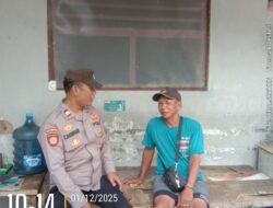 Patroli Dialogis di Pangkalan Asem, Kapolsubsektor Galur Mengajak Warga Cegah Tawuran Remaja