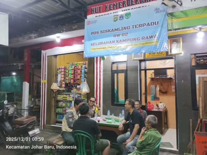 
					Aipda Ikhwan Bhabinkamtibmas Kampung Rawa Sambangi Pos Siskamling RW 02, Warga Diimbau Waspada Curanmor