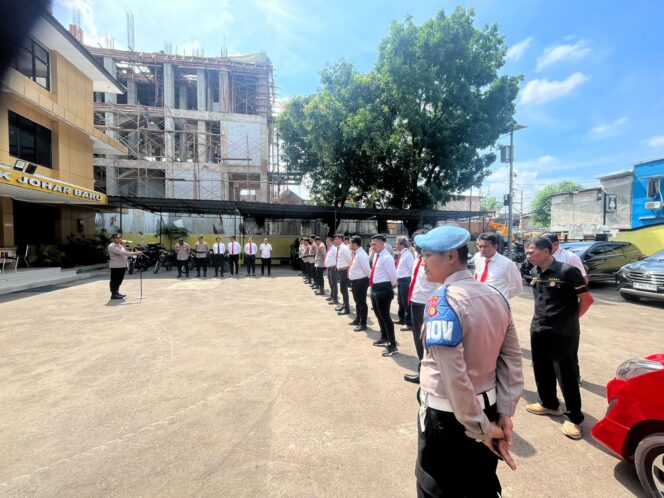 
					Apel Pagi Jam Pimpinan, Polsek Johar Baru Tingkatkan Disiplin dan Sinergi Personel