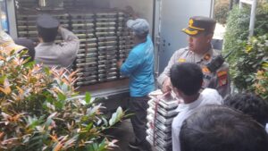 Distribusi Makan Bergizi Gratis Polri SDN Pekayon Jaya VII