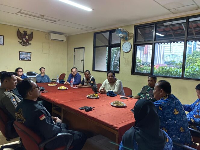 
					Tiga Pilar Karet Tengsin Perkuat Sinergi Kewaspadaan Dini Melalui Rapat Koordinasi FKDM