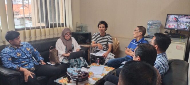 
					Mediasi Lingkungan dan Manajemen Kampus Universitas Hasanuddin, Bhabinkamtibmas Hadir Jaga Koordinasi dan Kondusivitas