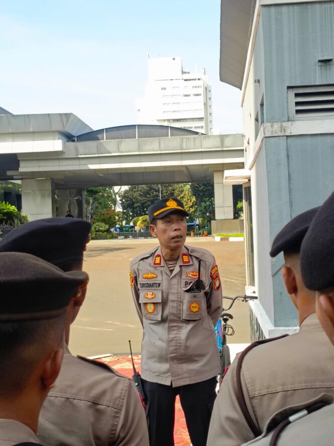 
					96 Personel Amankan Aksi Unras di Kemenkeu, Polri Tekankan Pendekatan Humanis