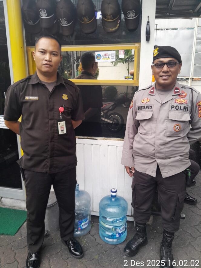 
					Polsek Metro Menteng Majukan Pelayanan Publik Lewat Barcode Pelapor Kamtibmas