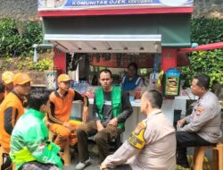 Polri Dekat Dengan Rakyat, Kapolsubsektor Blora dan Bhabinkamtibmas Menteng Ajak Ojol Bersinergi Jaga Kamtibmas