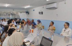 Polsek Cempaka Putih Hadiri Rapat Peresmian Dapur SPPG CPT 03, Dorong Sinergi 3 Pilar dan Penguatan Layanan Publik