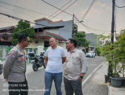 Sambang Tokoh Masyarakat, Bhabinkamtibmas Kampung Rawa Lakukan Cooling System dan Patroli DDS