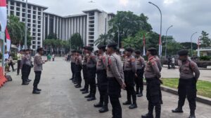 Lalu lintas Aman, Di Awali Apel Pelayanan “Polisi Kawal Titik Kumpul Reuni 212 Di Istiqlal”