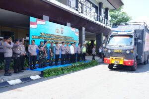 Polri All-Out Tangani Krisis Sumatera: Wakapolri Lepas Bantuan Kemanusiaan Polda Lampung