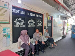 Bhabinkamtibmas Kebon Kacang Sambangi Warga RW 05 Sebagai Cooling System Sampaikan Imbauan Kamtibmas