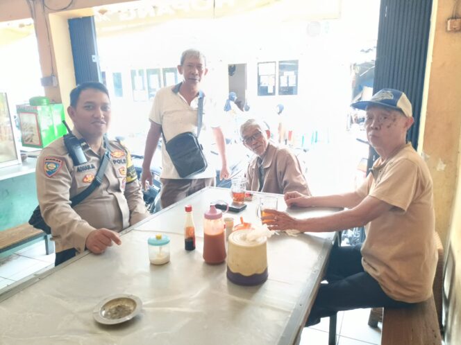 
					Polri Sambangi Pelaku UMKM, Warga Diminta Kompak Jaga Usaha dan Keamanan