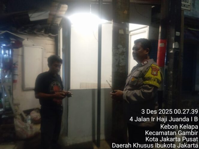 
					Bhabinkamtibmas Kebon Kelapa Sambangi Pos Kamling, Perkuat Sinergi Jaga Keamanan Lingkungan