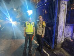 Bhabinkamtibmas Petojo Utara Perkuat Keamanan Lingkungan Lewat Sambang Sat Kamling RW 07