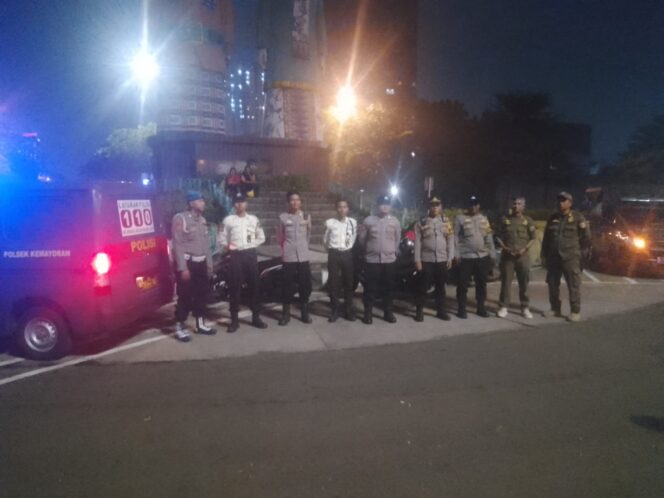 
					Operasi Sikat Jaya 2025, Tiga Pilar Kemayoran Gelar Patroli Cegah Tawuran dan Balap Liar