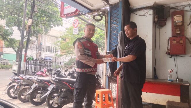 
					Patroli Berbasis Barcode Polsek Sawah Besar Sosialisasi Dan Sambangi Komplek Penukaran Uang
