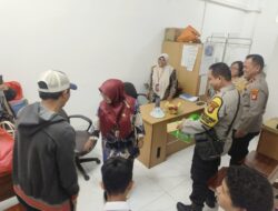 Polsek Metro Menteng Serahkan Laptop Untuk Siswa Korban Kehilangan, Bentuk Empati dan Penguatan Layanan Publik