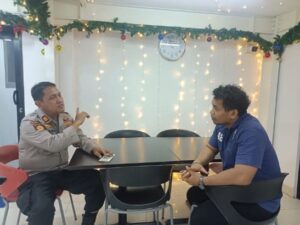 Polsek Cempaka Putih Sambangi Gereja GBI Damai Sejahtera, Perkuat Pengamanan Jelang Natal dan Tahun Baru