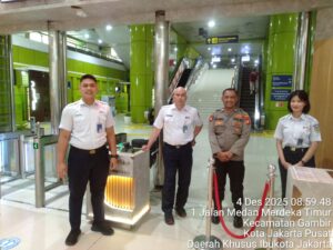 Patroli Dialogis di Stasiun Gambir, Wujud Sinergi Jaga Keamanan Penumpang