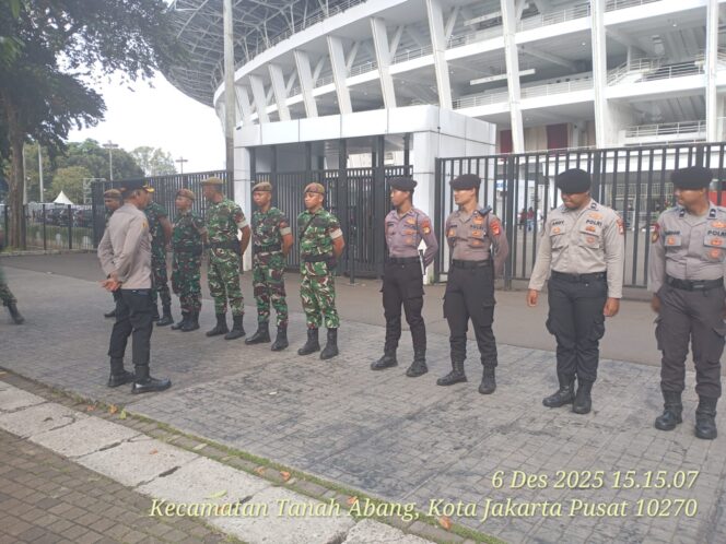 
					Kapolsek Johar Baru Pimpin Apel Pengamanan Giat Kebaktian Natal Tiberias 2025