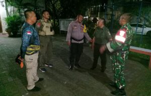 Patroli Siskamling Koramil 03/Tanjung Priuk, Kodim 0502/Jakarta Utara Bersama 3 Pilar dan Komponen Pendukung di wilayah Tanjung Priuk Jakarta Utara
