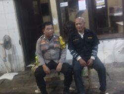 Deteksi Dini Guantibmas, Bhabinkamtibmas Tanah Tinggi Sambangi Pos Kamling RW 06