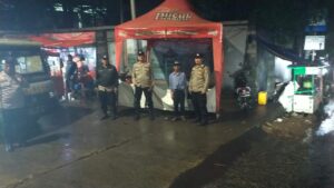 Patroli Cipkon Sigap Amankan Perbatasan Kwitang Kalipasir Dari Tawuran Warga